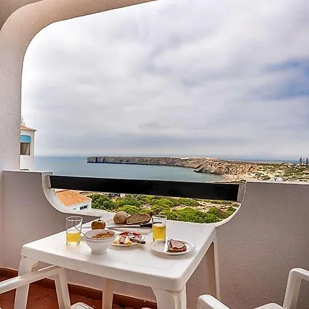 Aparthotel Navigator 3*