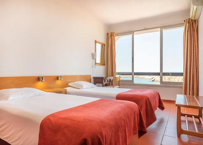 Apartahotel Navigator 3*